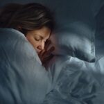 خواب عمیق چیست و چه تاثیری بر ما دارد؟